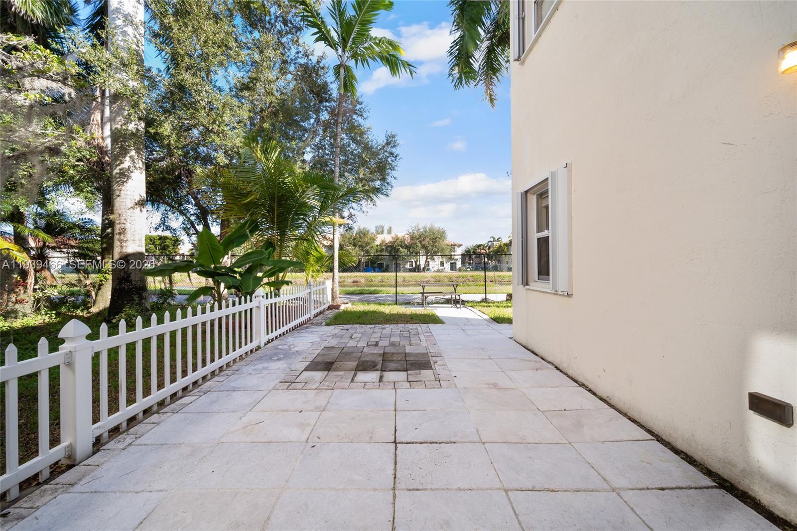 3641 Northeast 4th Street Homestead, FL 33033 - Photo 28 of 32
