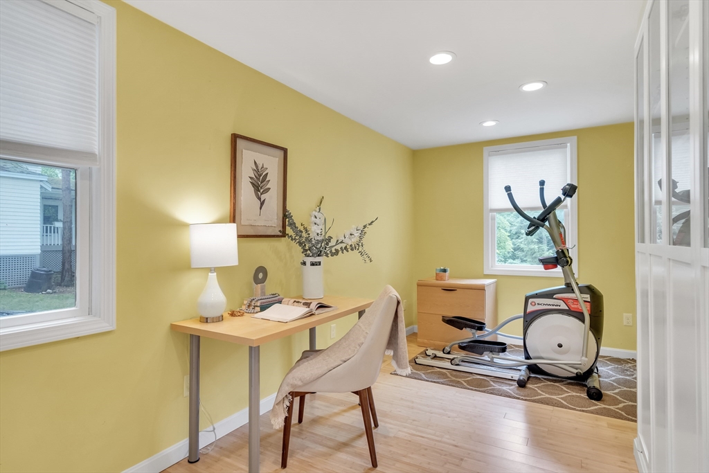 829 Chestnut Street Newton, MA 02468 - Photo 30 of 36