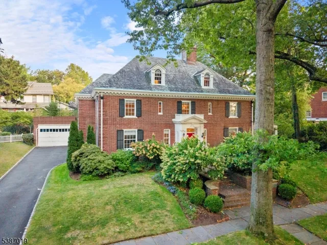 $1,295,000 | 655 Lake Street, Newark, NJ 07104