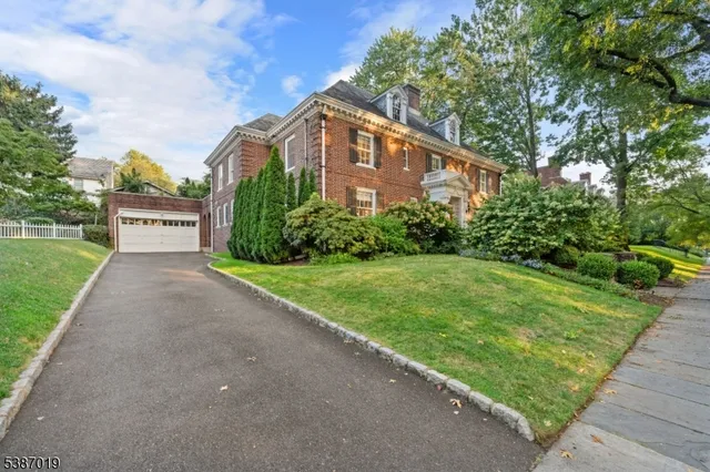 $1,295,000 | 655 Lake Street, Newark, NJ 07104