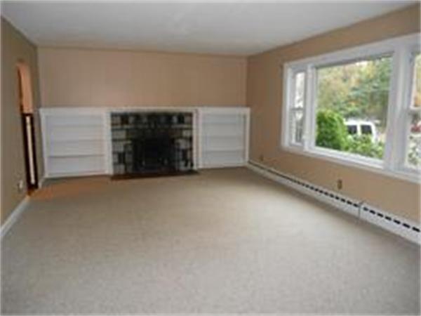 9 Blanchard Road Milford, MA 01757 - Photo 12 of 13 Gallery Image 12