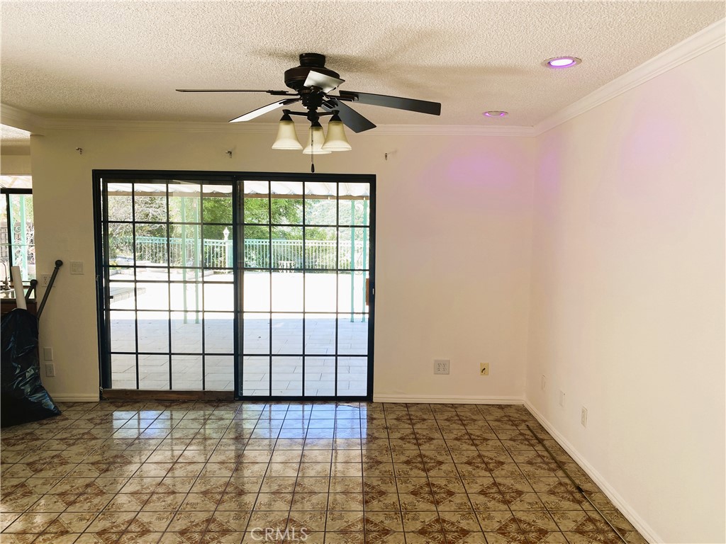 9257 La Shell Drive Tujunga, CA 91042 - Photo 7 of 24