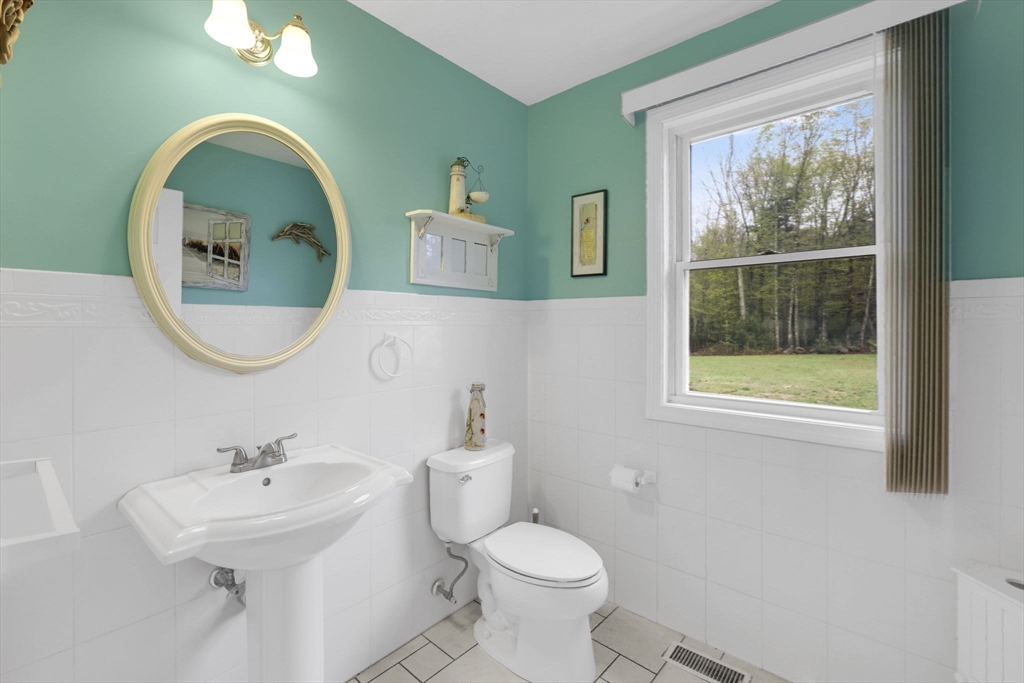 359 Springfield Street Palmer, MA 01069 - Photo 17 of 39 Gallery Image 17