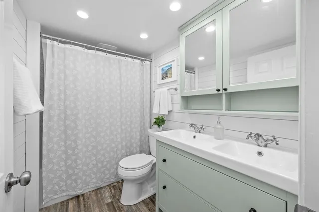 $1,399,000 | 10 Colby Road, Hingham, MA 02043