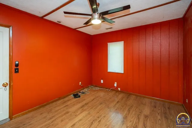 $95,000 | 3551 Southwest Westview Avenue, Topeka, KS 66611