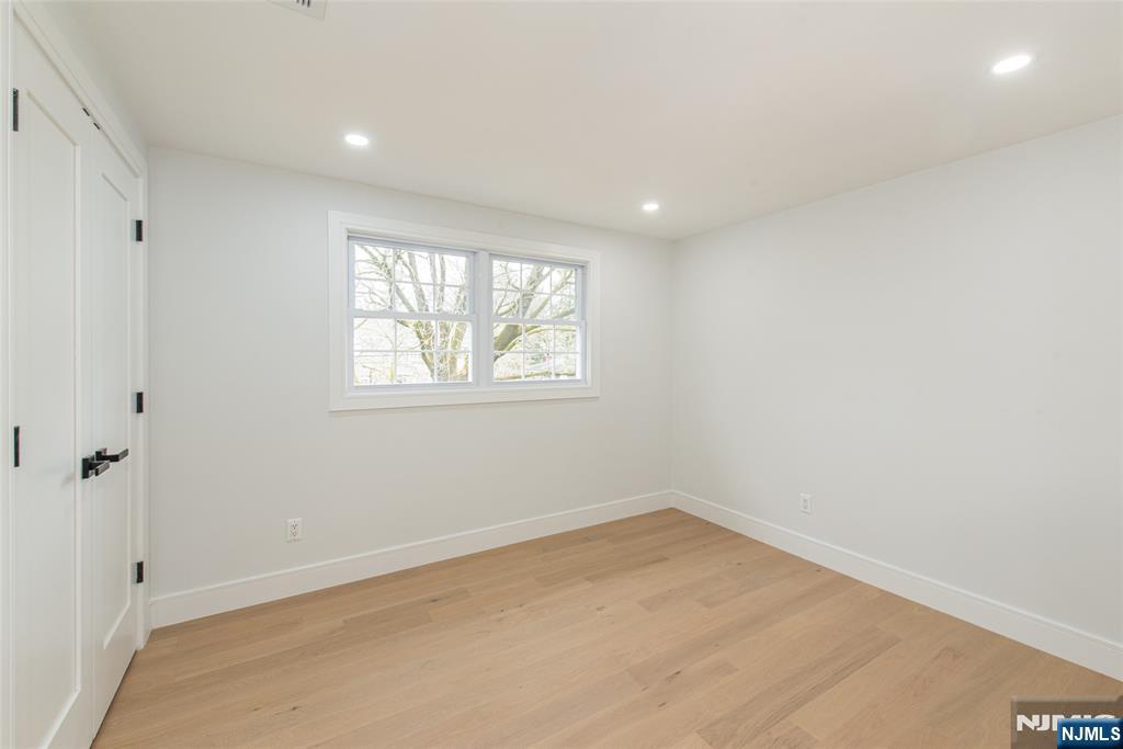 56 Manor Road Harrington Park, NJ 07640 - Photo 15 of 22