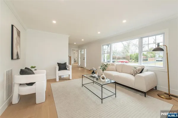 $1,349,999 | 56 Manor Road, Harrington Park, NJ 07640