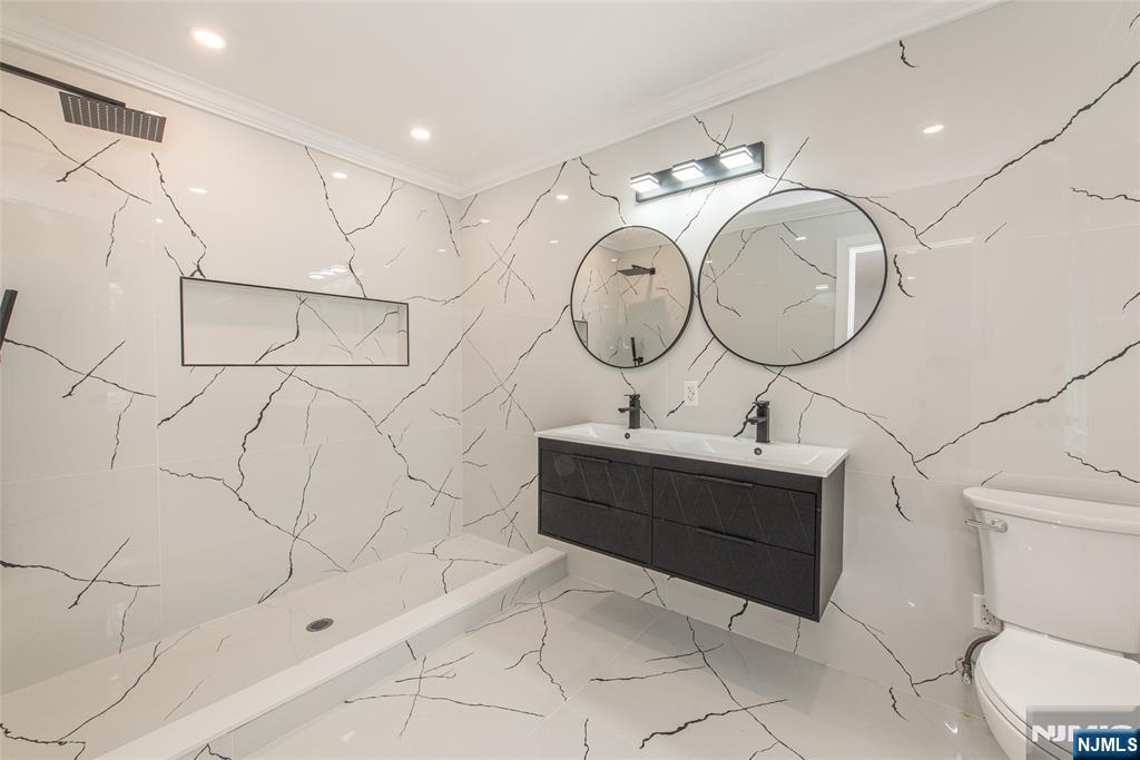 56 Manor Road Harrington Park, NJ 07640 - Photo 8 of 22