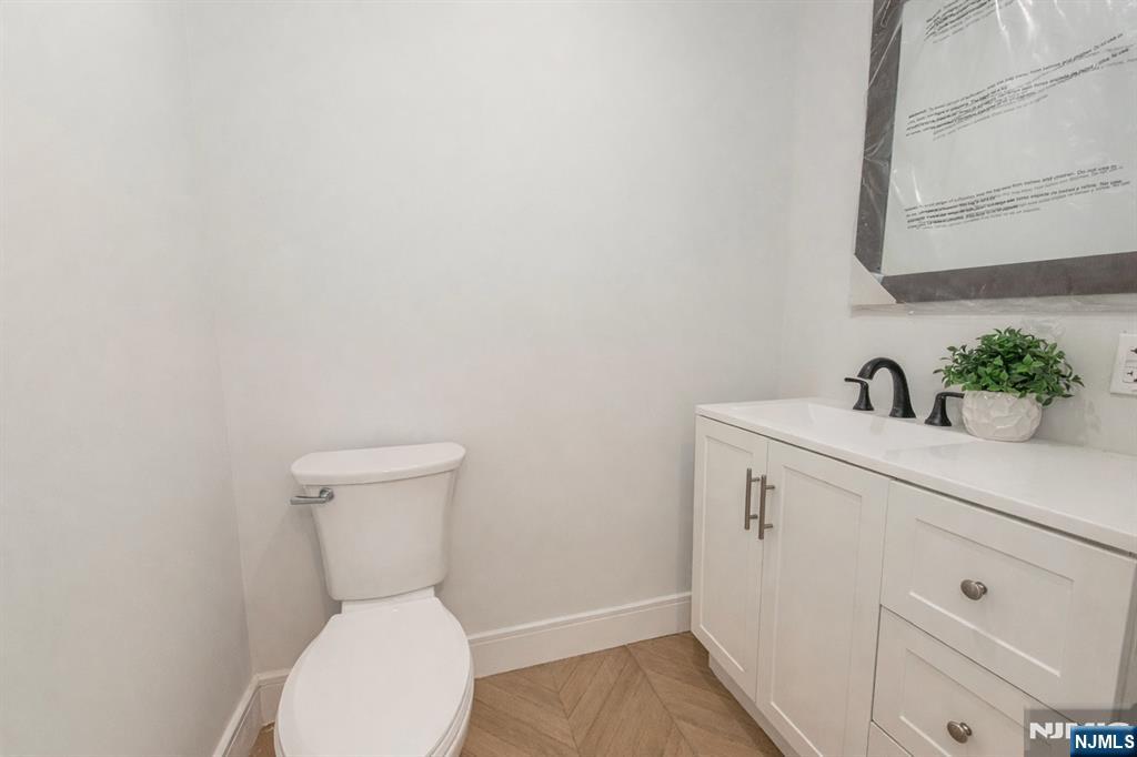 56 Manor Road Harrington Park, NJ 07640 - Photo 9 of 22