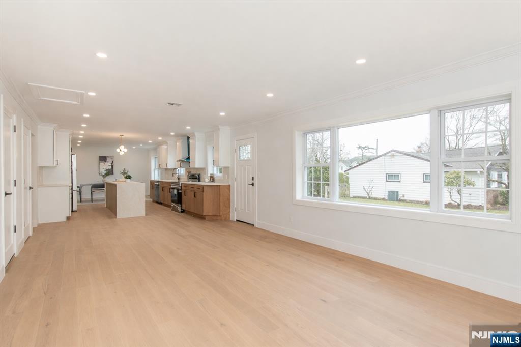 56 Manor Road Harrington Park, NJ 07640 - Photo 10 of 22