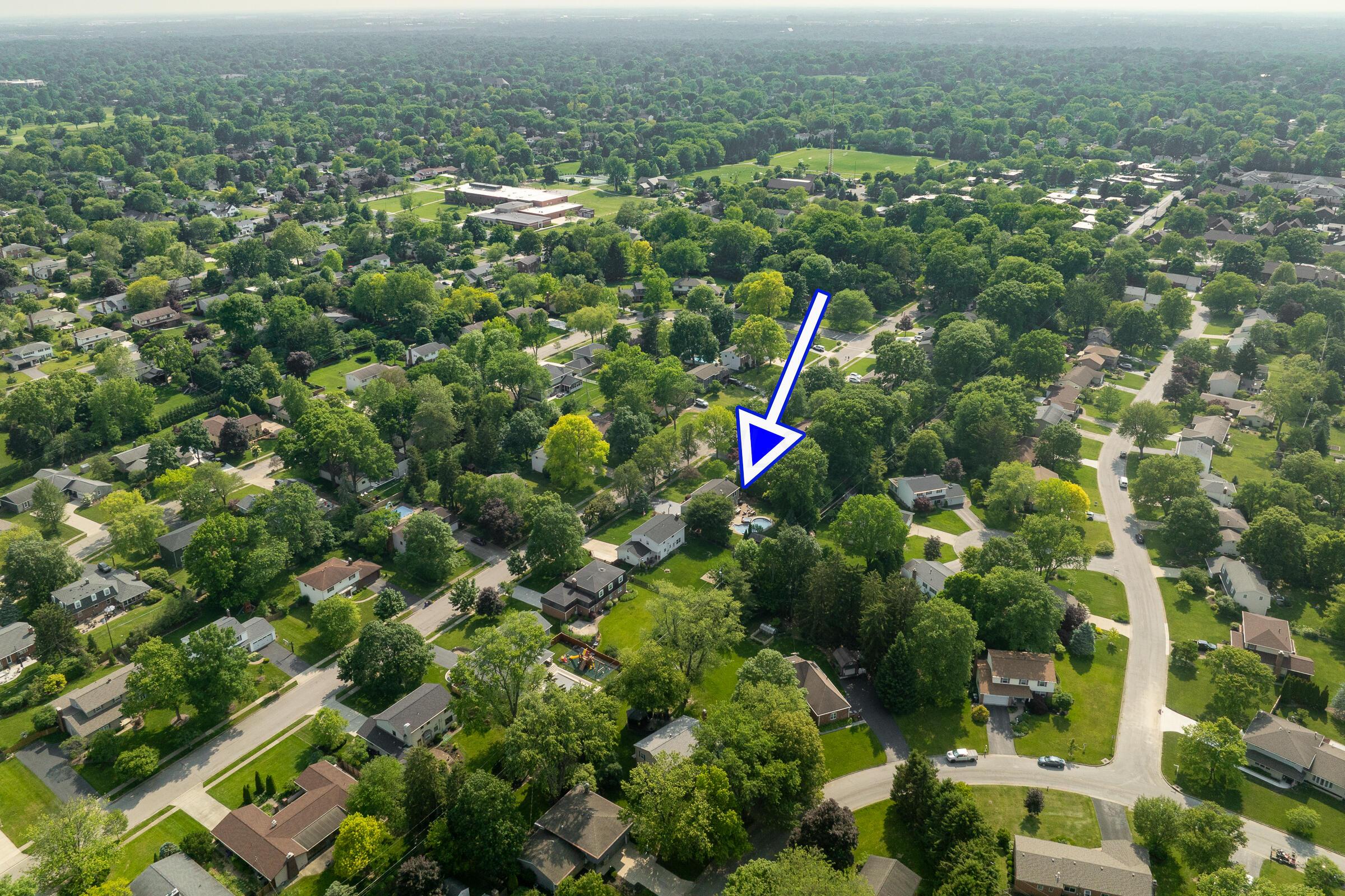1332 Castleton Road North Columbus, OH 43220 - Photo 37 of 39 Aerial Views