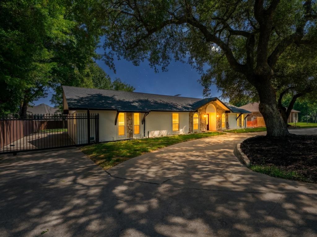 925 Lake North Road Rowlett, TX 75089 - Photo 3 of 39