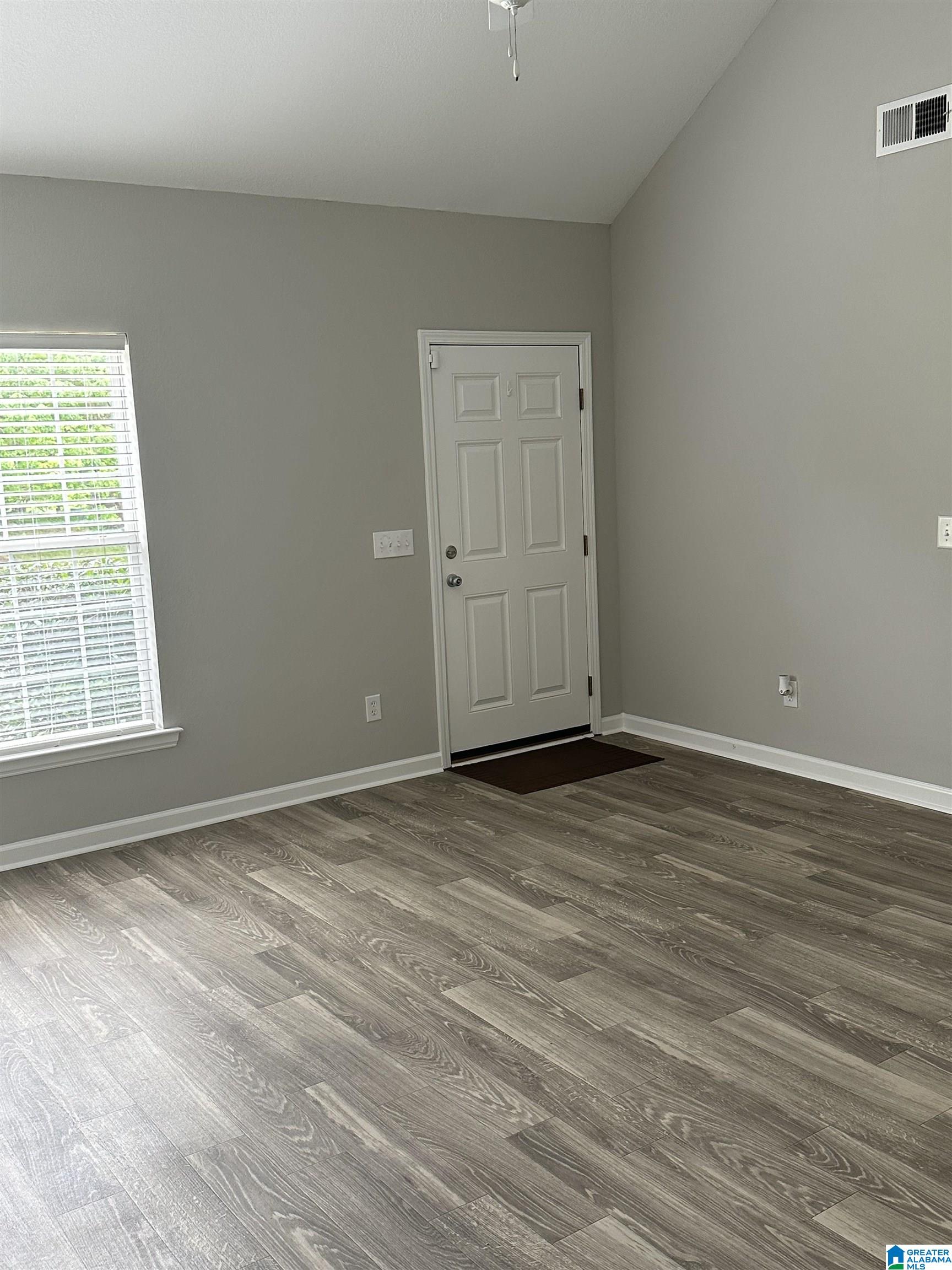 100 Reese Drive Alabaster, AL 35007 - Photo 4 of 21