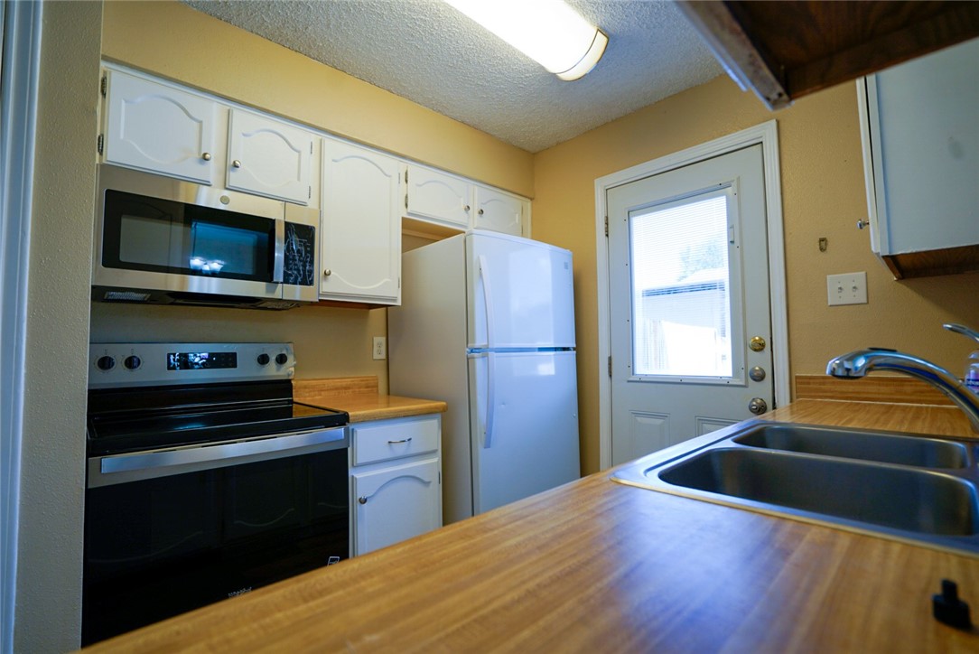 6702 Everhart Road, Unit E102 Corpus Christi, TX 78413 - Photo 7 of 19