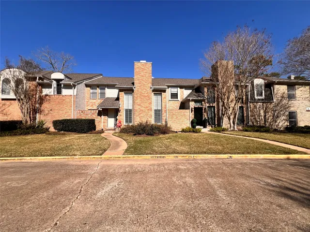 $3,600 | 727 Bunker Hill Road, Unit 92, Houston, TX 77024