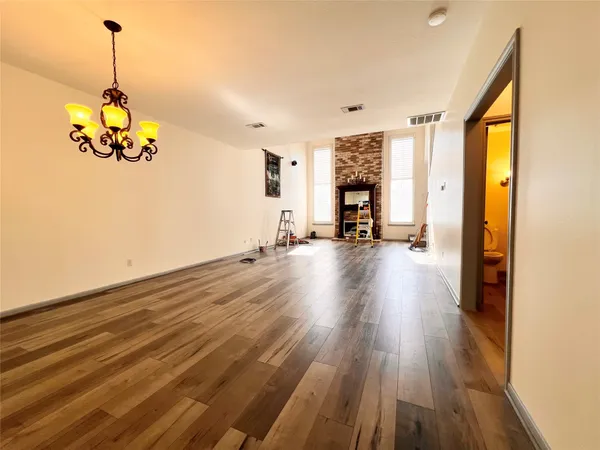 $3,400 | 727 Bunker Hill Road, Unit 92, Houston, TX 77024