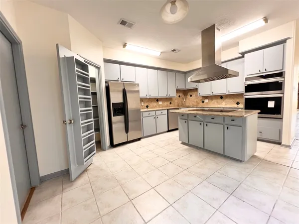 $3,400 | 727 Bunker Hill Road, Unit 92, Houston, TX 77024