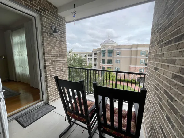 $2,600 | 125 Pier View Street, Unit 307, Charleston, SC 29492