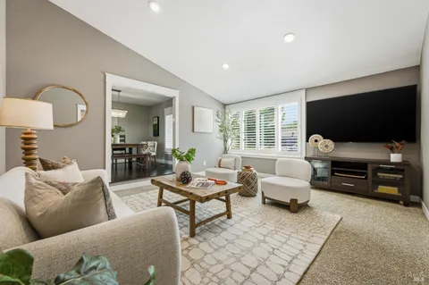 $1,650,000 | 3392 Royal Court, Napa, CA 94558