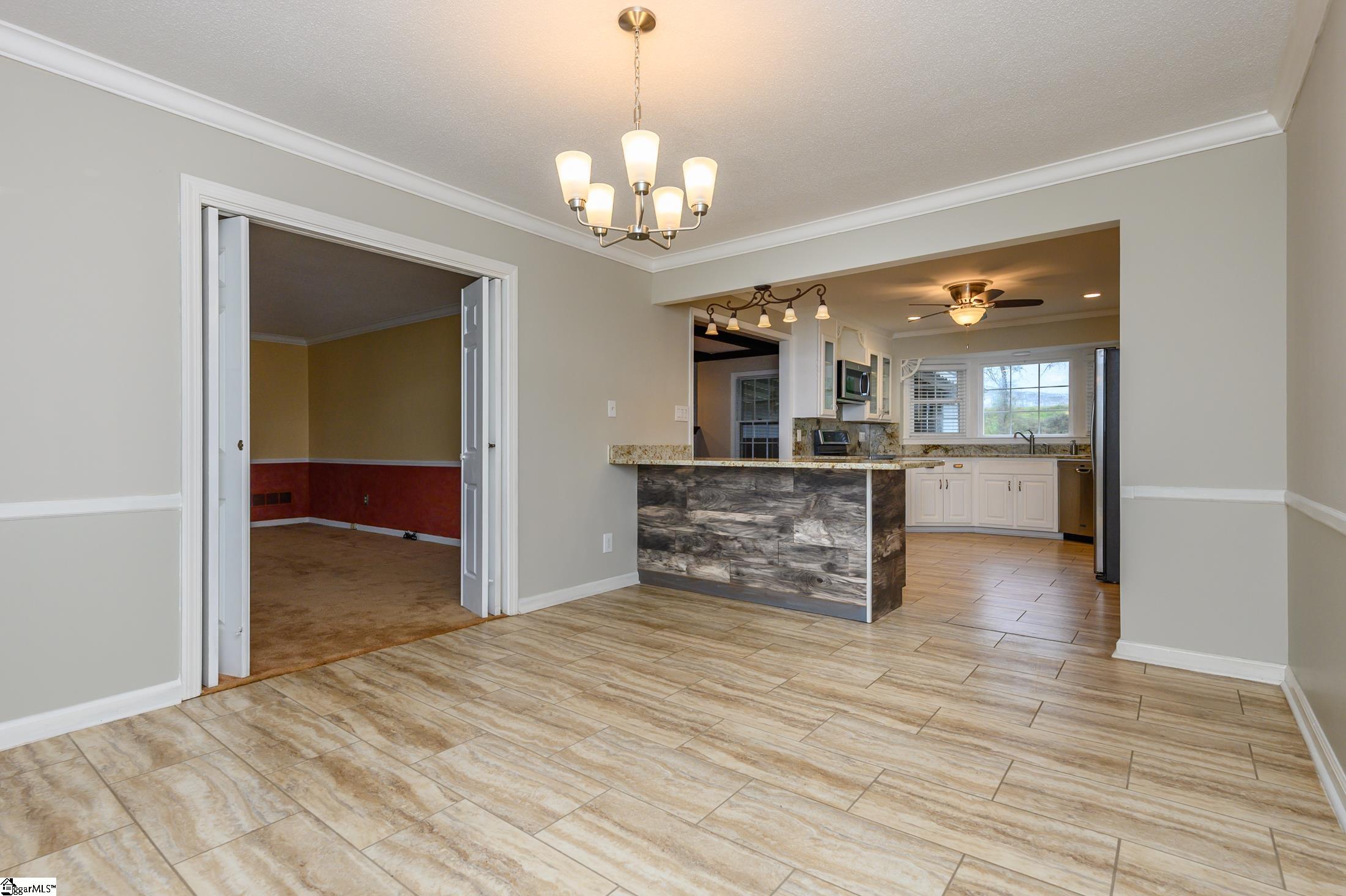 104 Cherokee Road Easley, SC 29642 - Photo 12 of 34