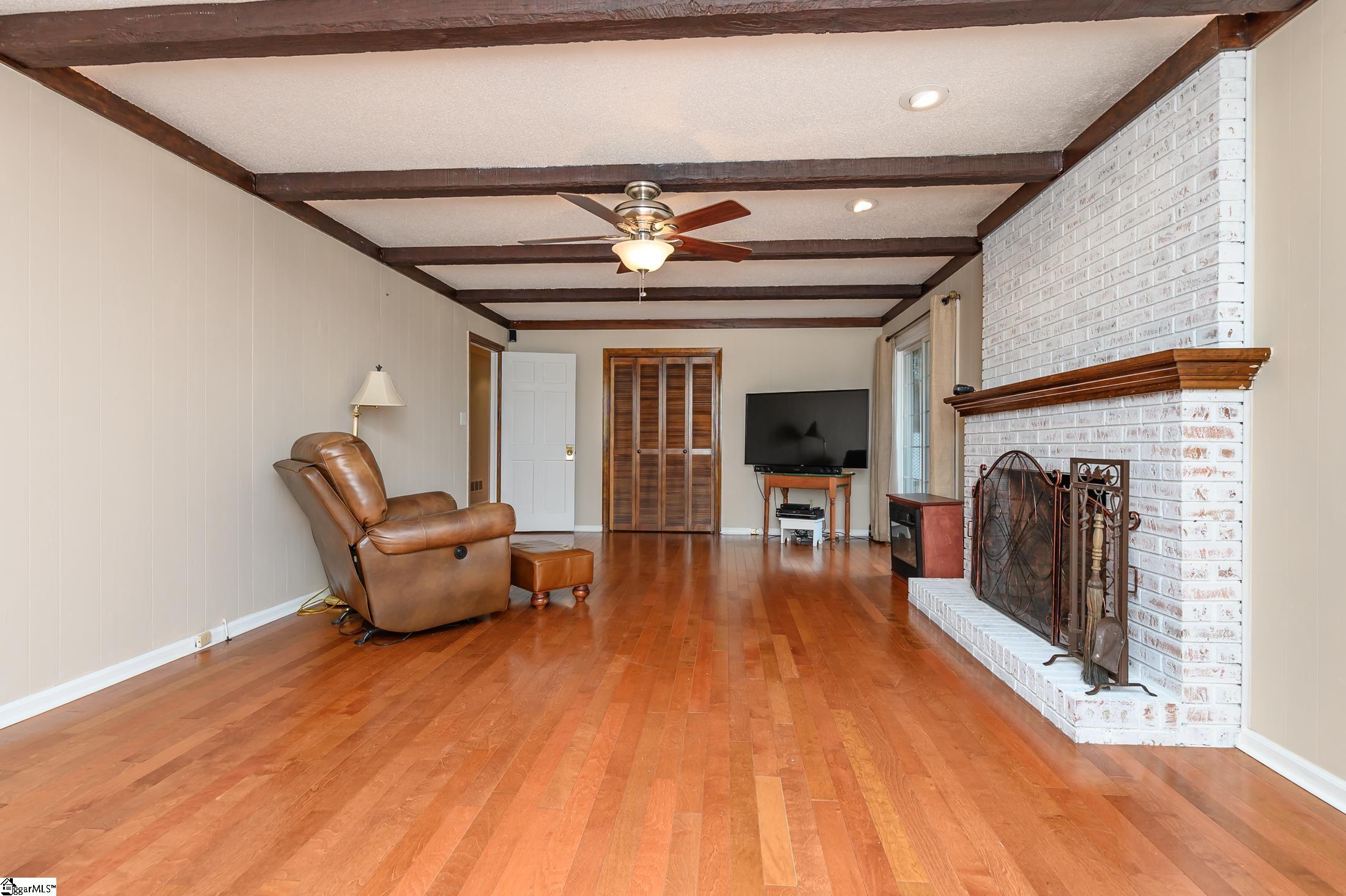 104 Cherokee Road Easley, SC 29642 - Photo 15 of 34