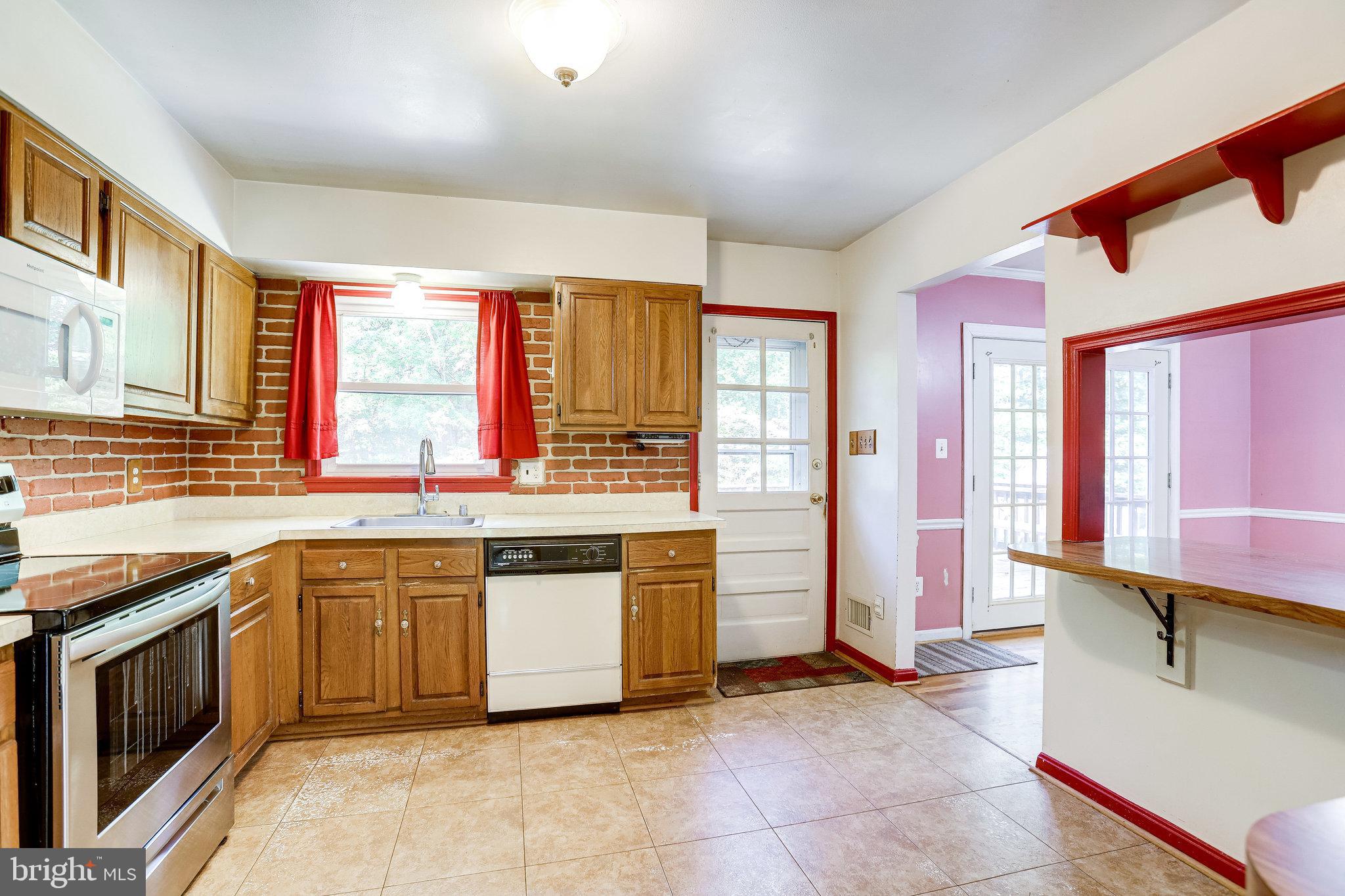 4518 Logmill Road Gainesville, VA 20155 - Photo 14 of 59 Gallery Image 14