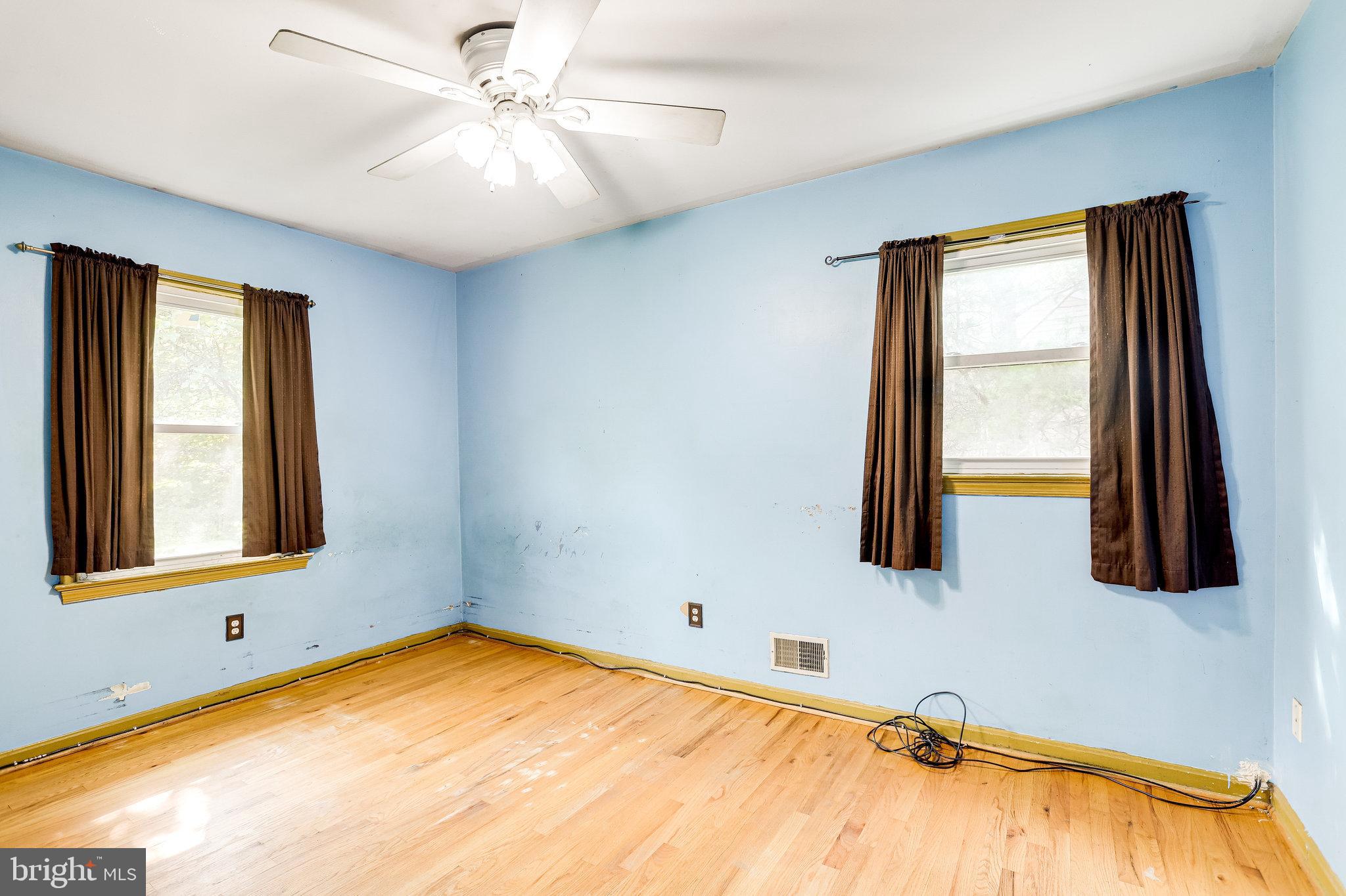 4518 Logmill Road Gainesville, VA 20155 - Photo 27 of 59 Bedroom 3