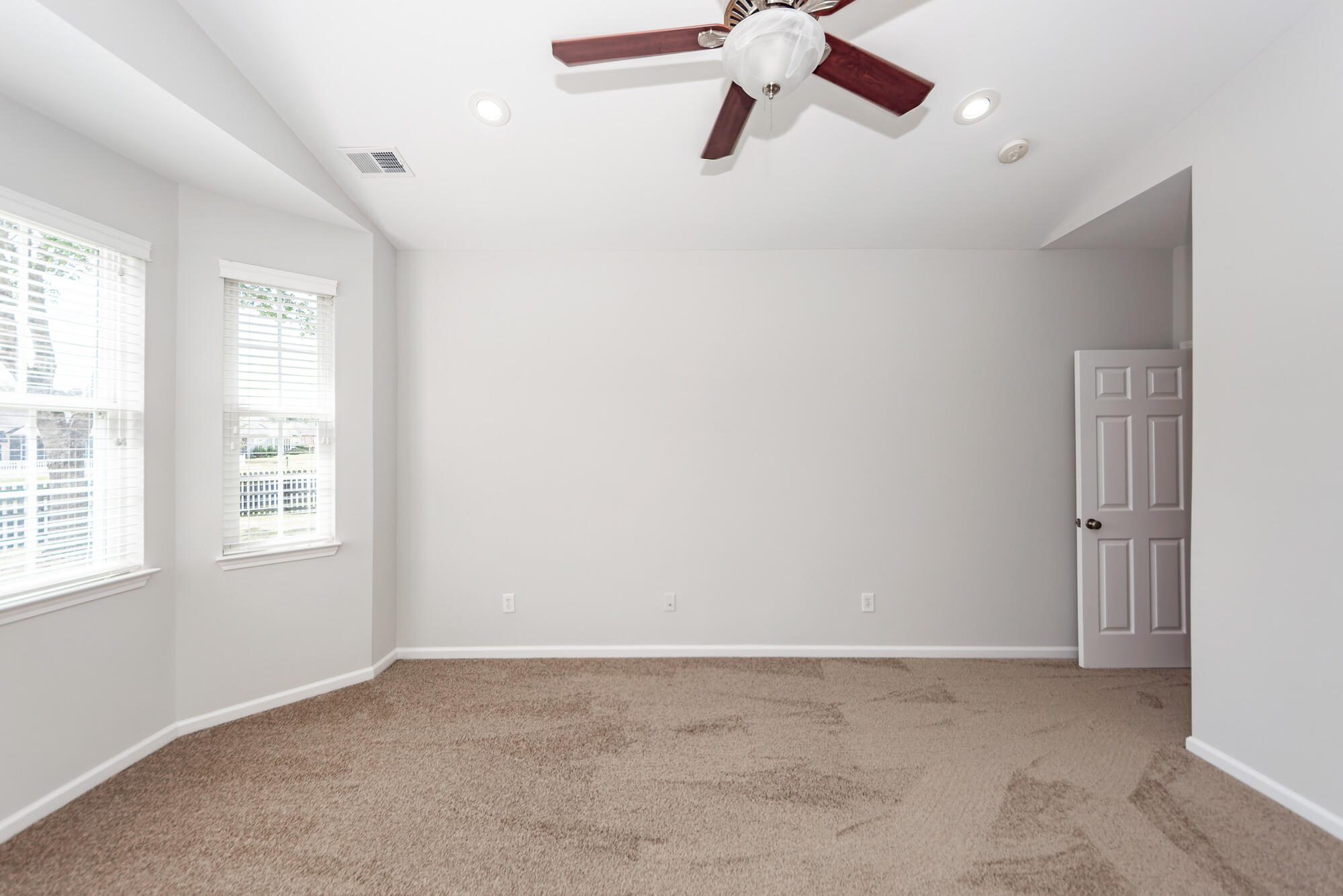 136 Gathering Island Road Summerville, SC 29485 - Photo 31 of 56 31