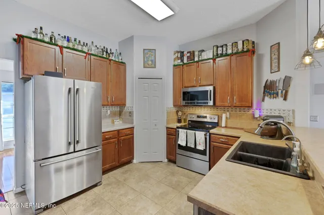 $2,500 | 1453 Lindsey Crossing Drive, Jacksonville, FL 32218