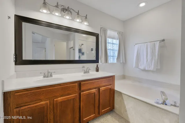 $2,500 | 1453 Lindsey Crossing Drive, Jacksonville, FL 32218