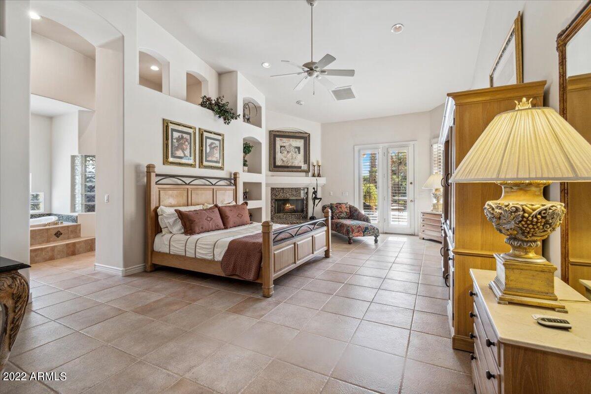7023 East Doubletree Ranch Road Paradise Valley, AZ 85253 - Photo 14 of 17 55-DSC_3832