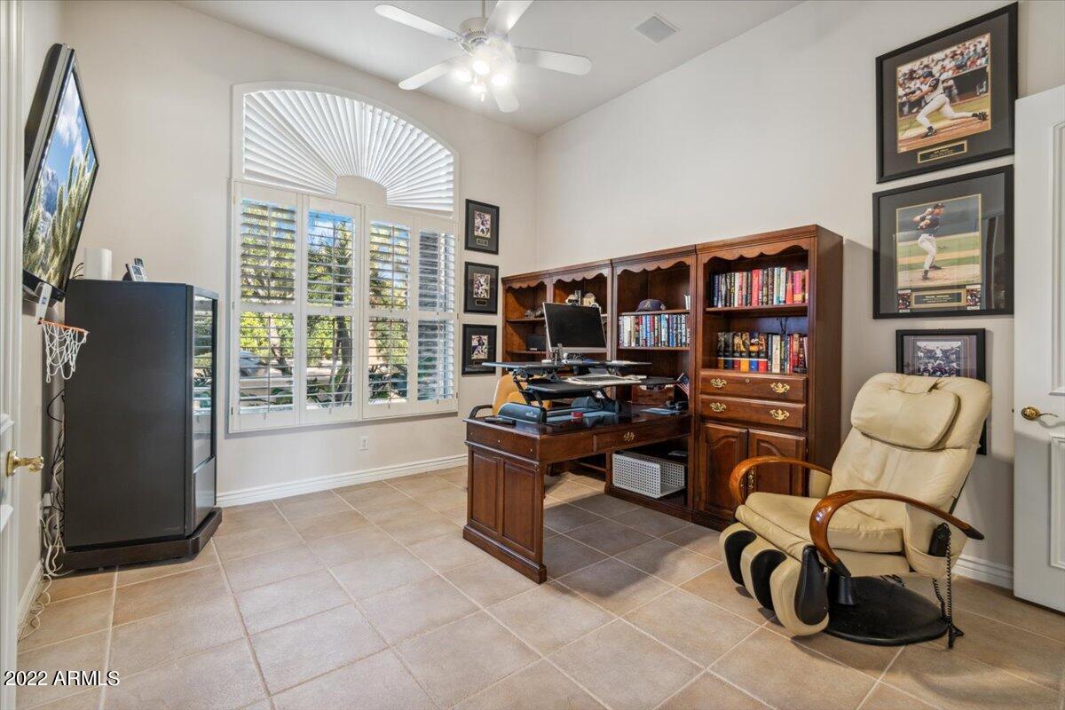 7023 East Doubletree Ranch Road Paradise Valley, AZ 85253 - Photo 10 of 17 54-DSC_3827