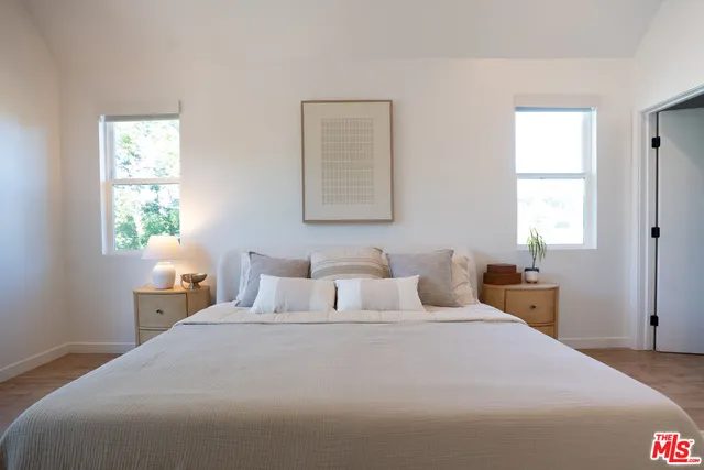 $5,350 | 2218 1/2 Aaron Street, Los Angeles, CA 90026