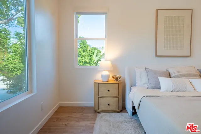 $5,350 | 2218 1/2 Aaron Street, Los Angeles, CA 90026