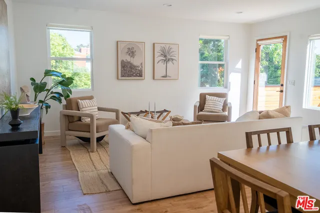 $5,350 | 2218 1/2 Aaron Street, Los Angeles, CA 90026