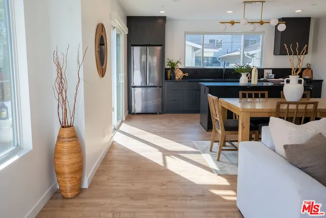 $5,350 | 2218 1/2 Aaron Street, Los Angeles, CA 90026