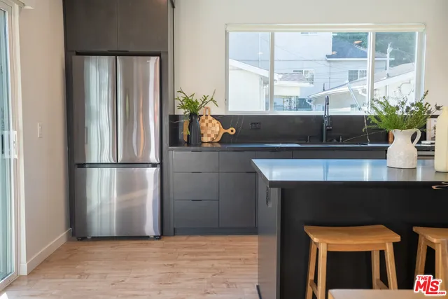 $5,350 | 2218 1/2 Aaron Street, Los Angeles, CA 90026