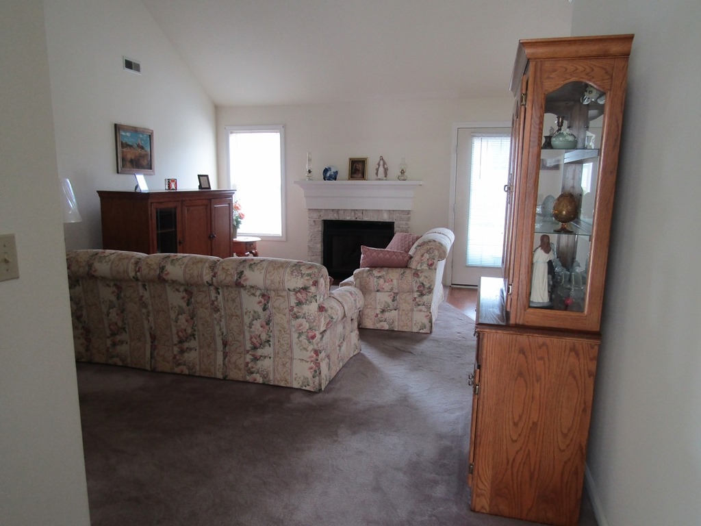228 Briarwood Trail Decatur, IN 46733 - Photo 5 of 33 Gallery Image 5