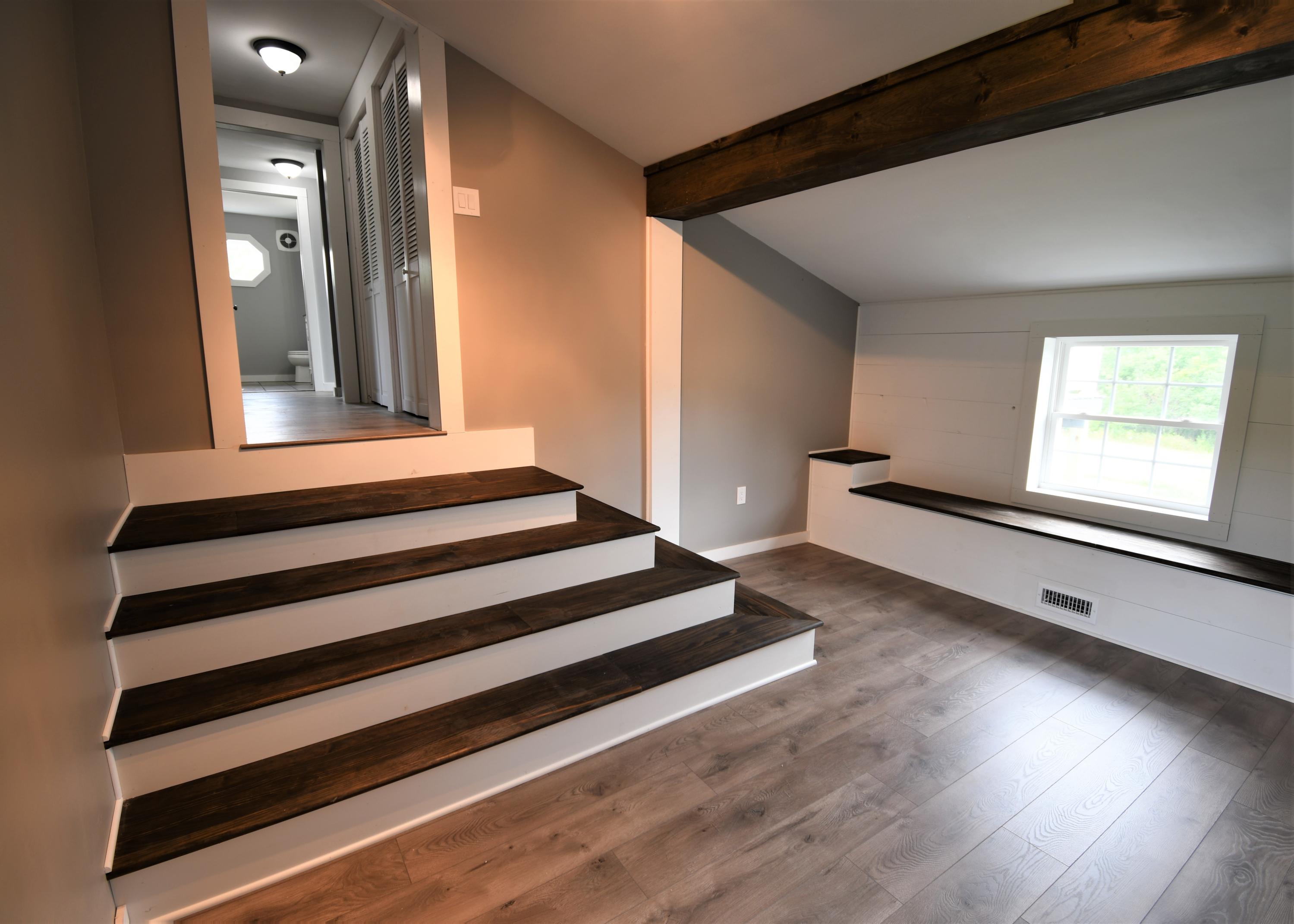 41 Whitten Road Burnham, ME 04922 - Photo 8 of 37 Foyer to Hallway