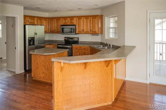 $345,000 | 109 Summit Pass, Waynesville, MO 65583