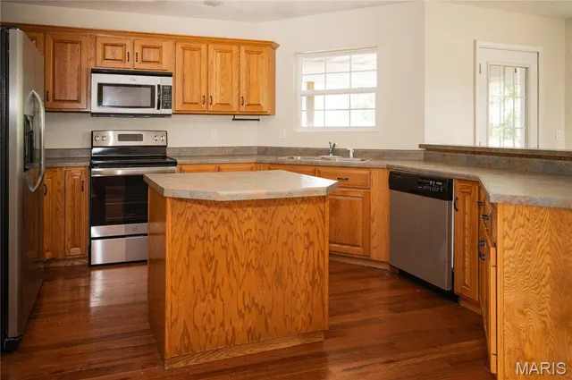 $345,000 | 109 Summit Pass, Waynesville, MO 65583