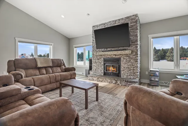 $725,000 | W399-s10935 Connor Drive, Eagle, WI 53119