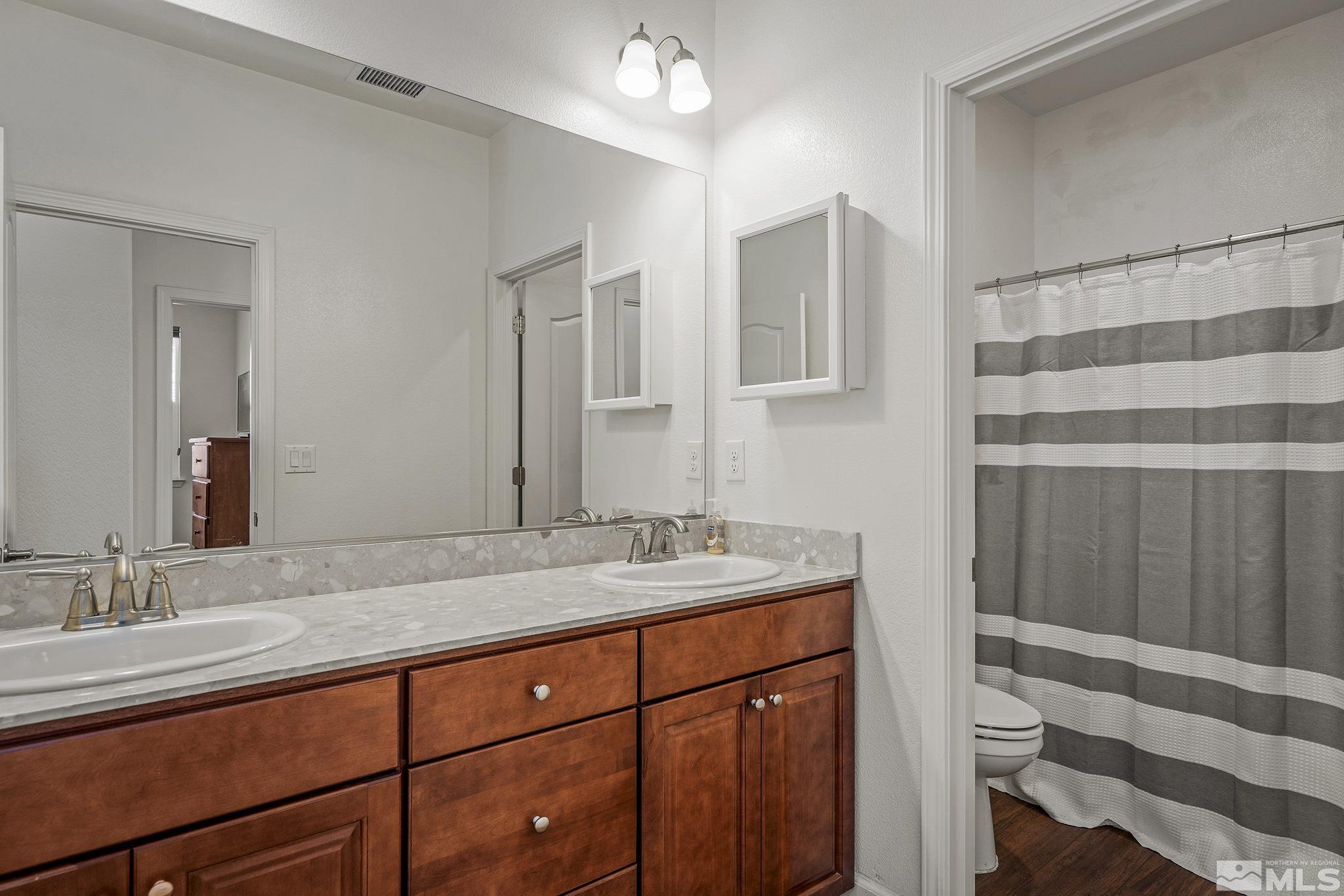 10420 Mott Court Reno, NV 89521 - Photo 7 of 20 Photo 7