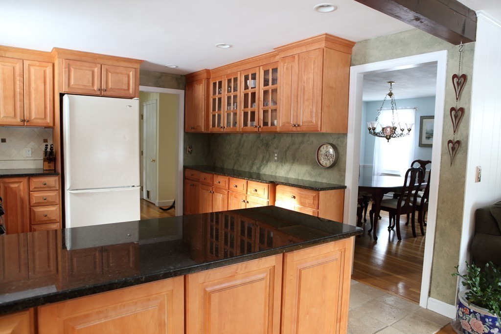 409 North Road Sudbury, MA 01776 - Photo 5 of 17 Gallery Image 5