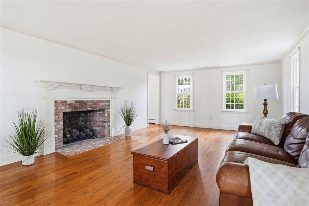 153 Buckboard Road Duxbury, MA 02332 - Photo 12 of 38 Gallery Image 12