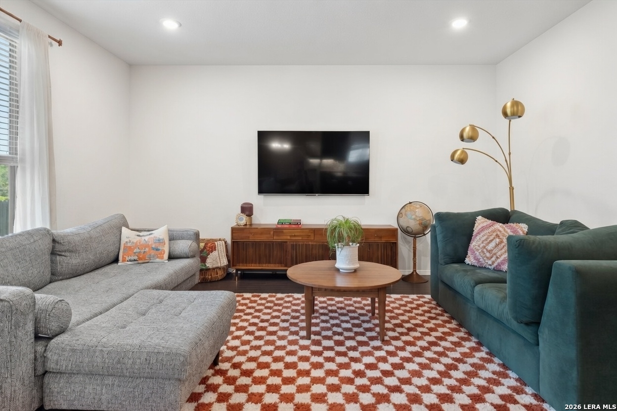 6809 Ellsworth Walk Austin, TX 78724 - Photo 3 of 37