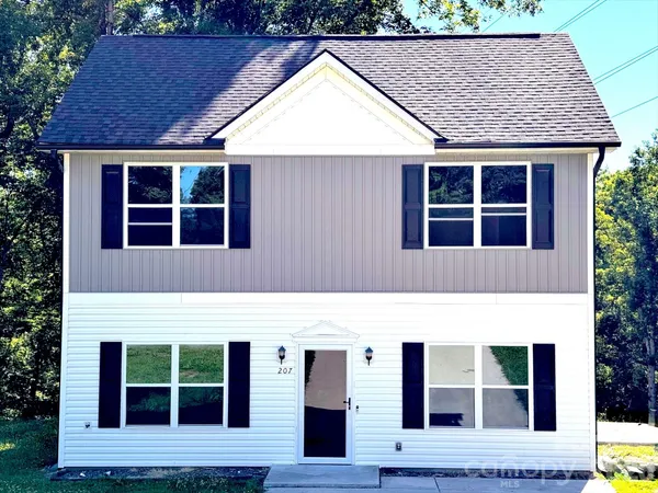 $275,000 | 207 Freedom Drive, Albemarle, NC 28001
