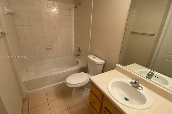 $2,885 | 6001 Southwest 70th Street, Unit 342, South Miami, FL 33143