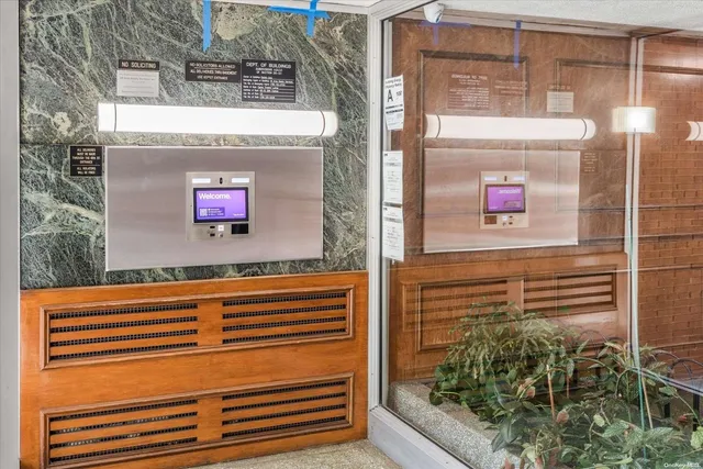 $240,000 | 65-15 38th Avenue, Unit 5R | Woodside