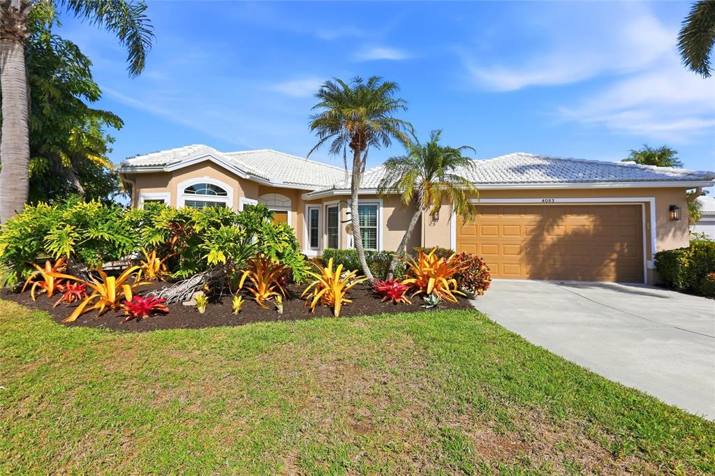 4083 Via Mirada Sarasota, FL 34238 - Photo 4 of 39